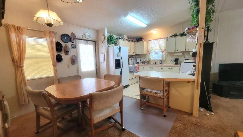 2031 Oriole Lane a Lake Wales, FL Mobile or Manufactured Home for Sale